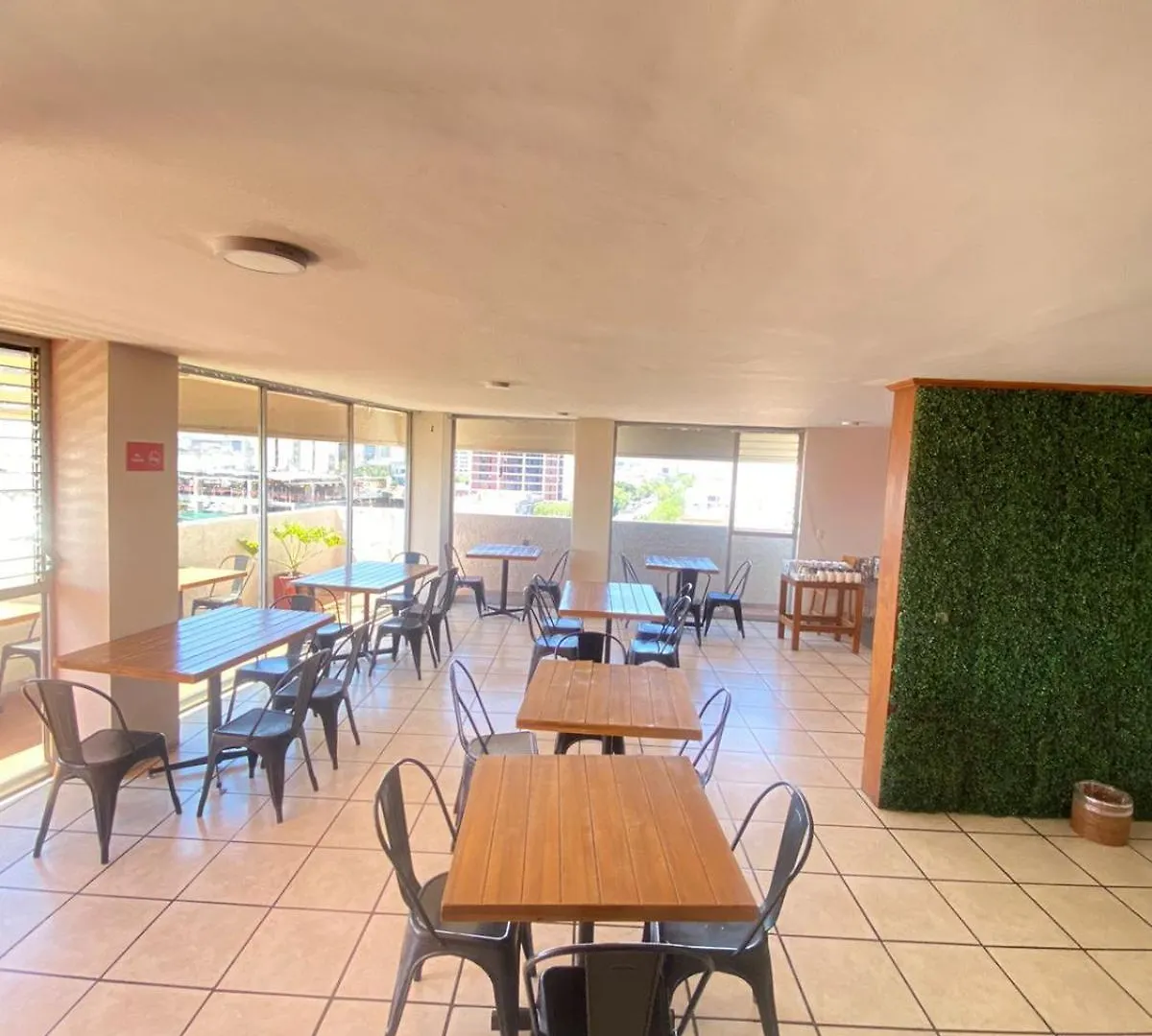 Hotel Flamingos Guadalajara